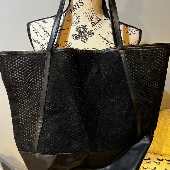 Victoria's Secret Black and Pink Tote - Picture 3 of 3